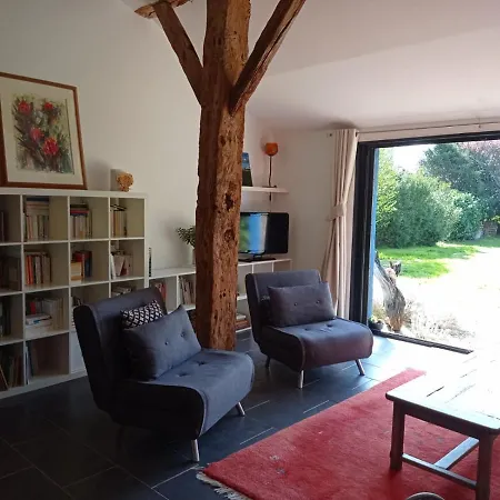 Holiday home Petit Gite 2p, Ancien Restaure *